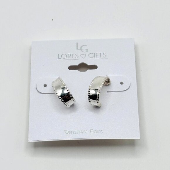 Lori’s Gifts Sensitive Ears Silver Tone Half Hoop Earrings Beaded Edge Hypoaller - Picture 1 of 4